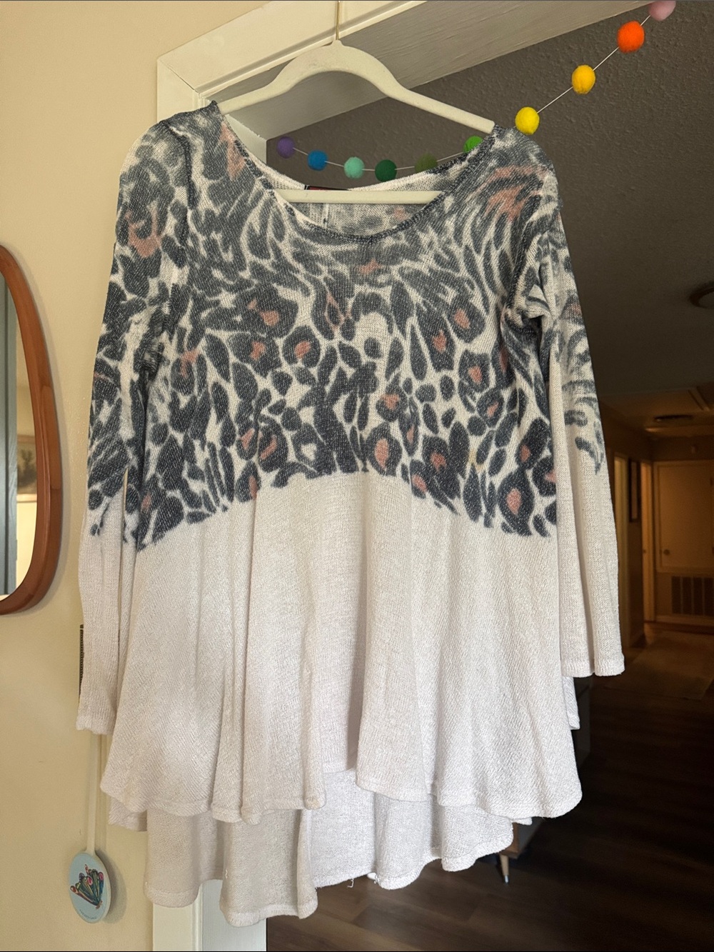 Women's Long Sleeve Leopard Print Dip Hem Top in Light Pink